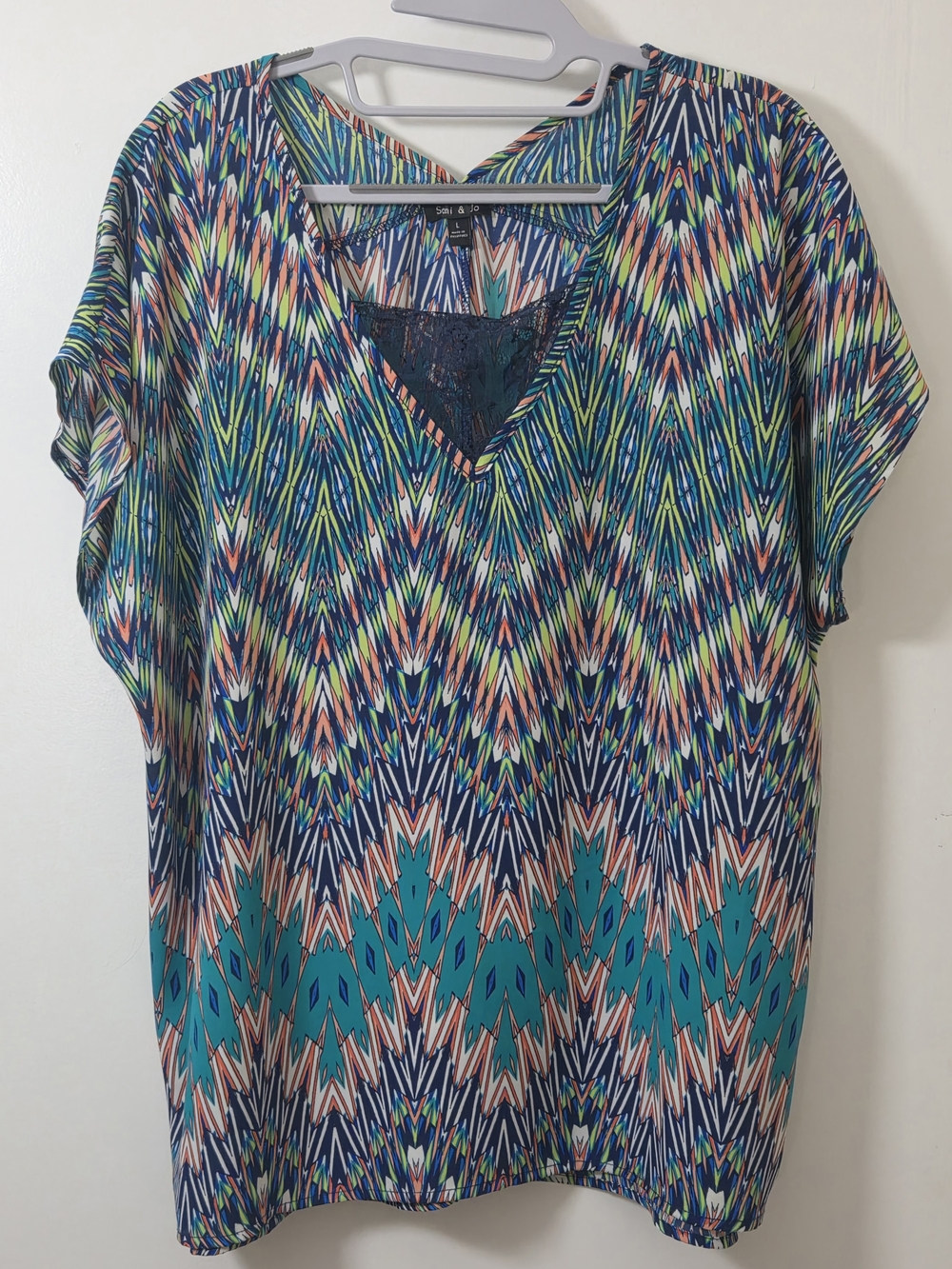 Sami & Jo Multicolor V-Neck Lace Inset Top